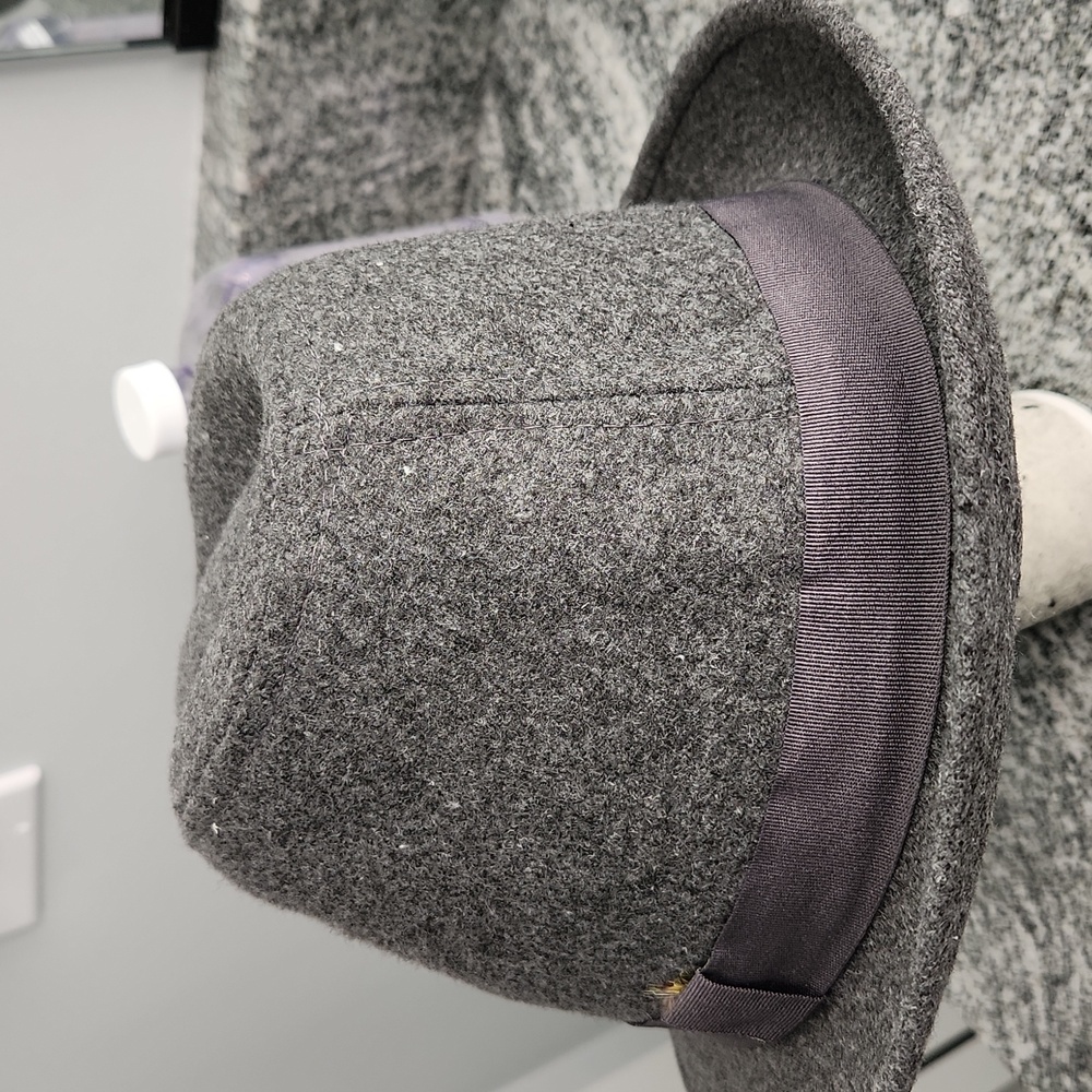 Hat - Picture 7 of 8